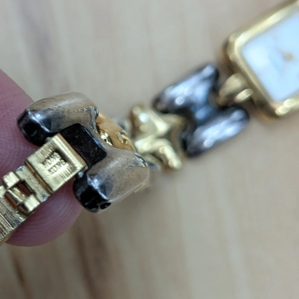 Vintage Monet 1980s Two-Tone Gold and Silver Sculptural Link Bracelet Watch - Picture 6 of 11